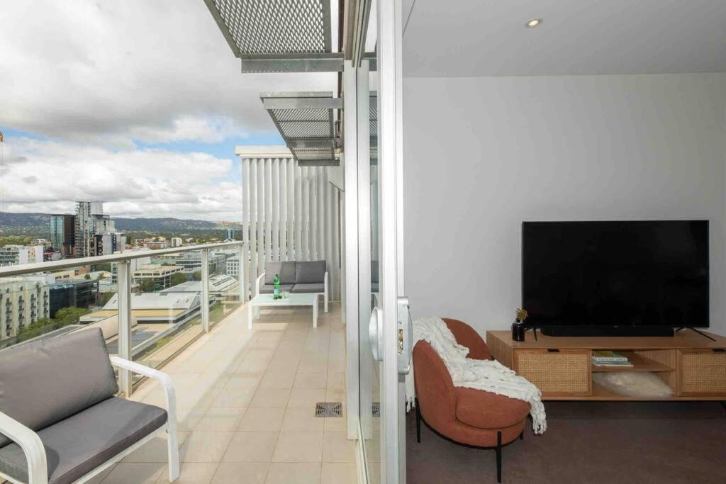 City Apartment, Pool & Carpark Adelaide Dış mekan fotoğraf
