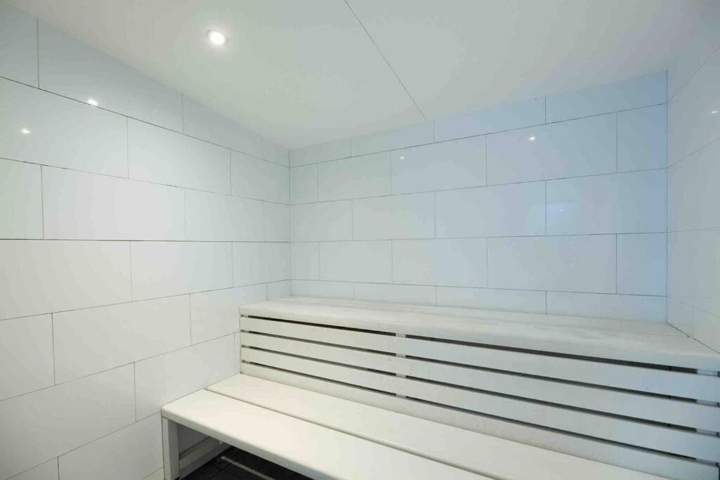 City Apartment, Pool & Carpark Adelaide Dış mekan fotoğraf