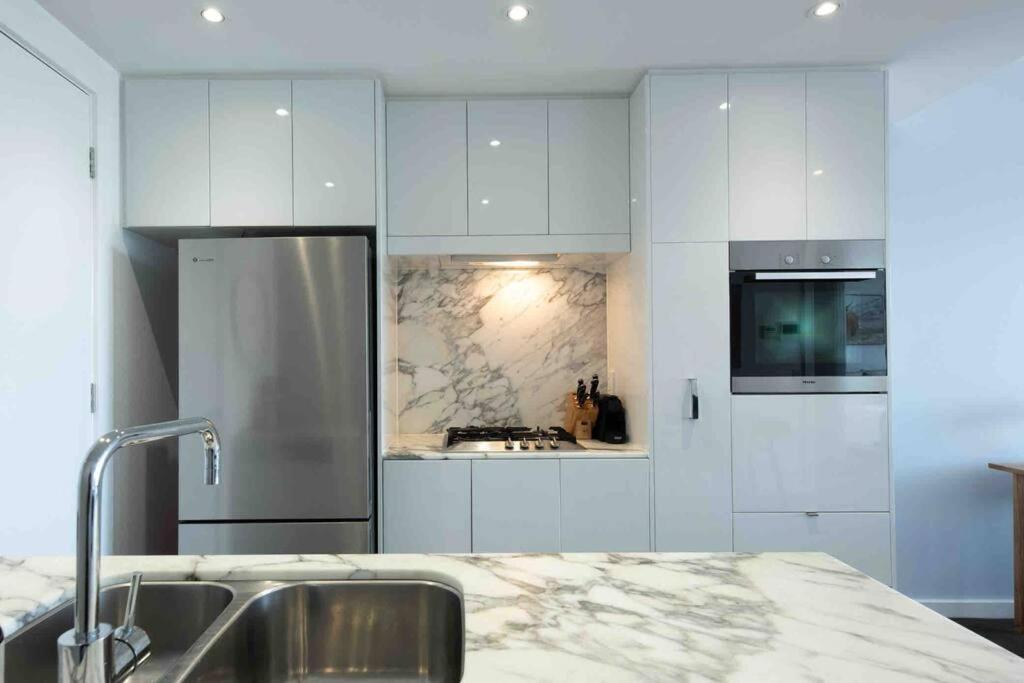 City Apartment, Pool & Carpark Adelaide Dış mekan fotoğraf